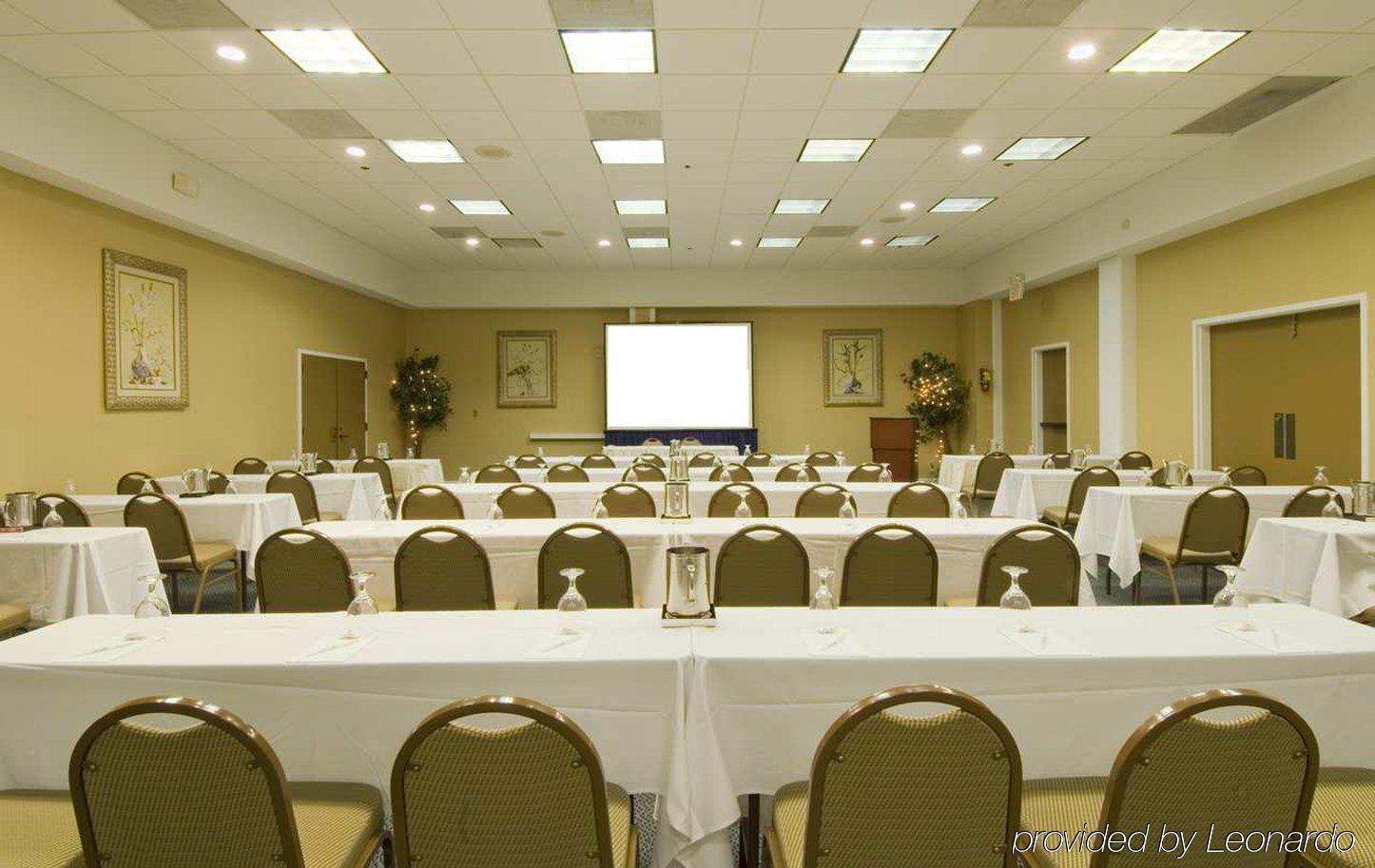 Embassy Suites Brunswick Ανέσεις φωτογραφία